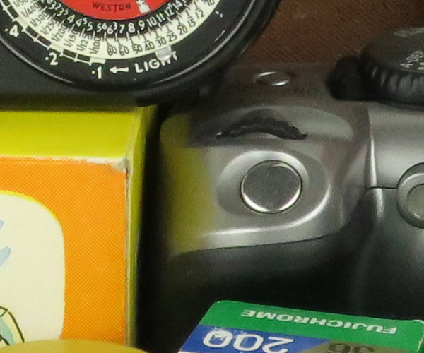 RAW ISO 1,600