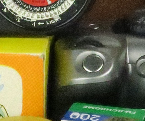 RAW ISO 6,400