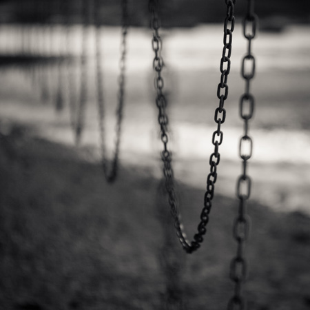 Shooting with a fast prime like the 85mm f/1.8 can transform even mundane subjects. Canon EOS 50D, 1/5000sec f/1.8 ISO200