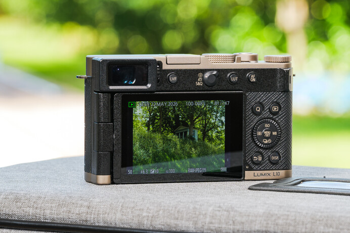 Panasonic Lumix DC-L10 compact camera review Damien Demolder