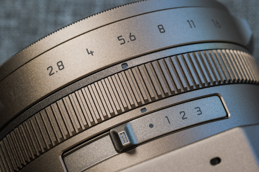 Panasonic Lumix DC-L10 compact camera review Damien Demolder