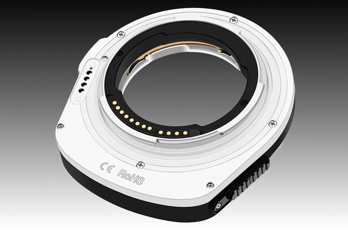 Megadap Leica M to Canon RF AF lens adapter