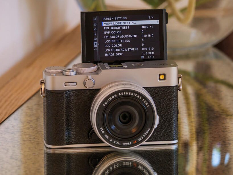 Fujifilm X-E5 review rear screen selfie mode