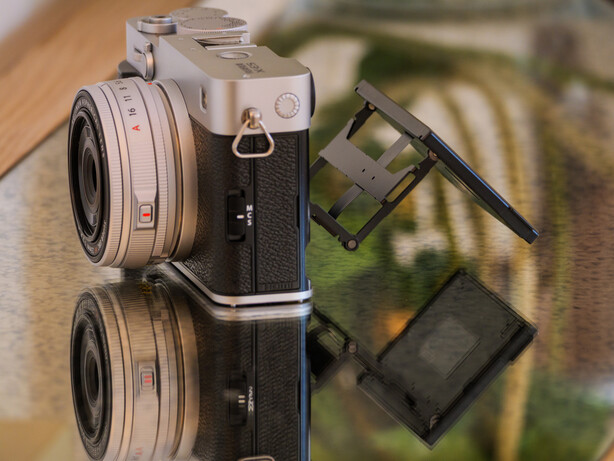 Fujifilm X-E5 review rear screen