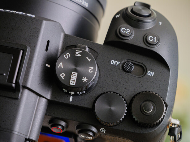 Sony RX10V review